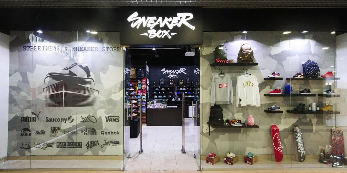 Sneaker Box - магазин для сникерхедов